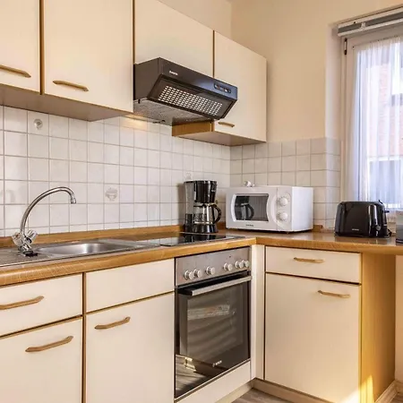 Up De Ring 26-28 50174 Apartment *